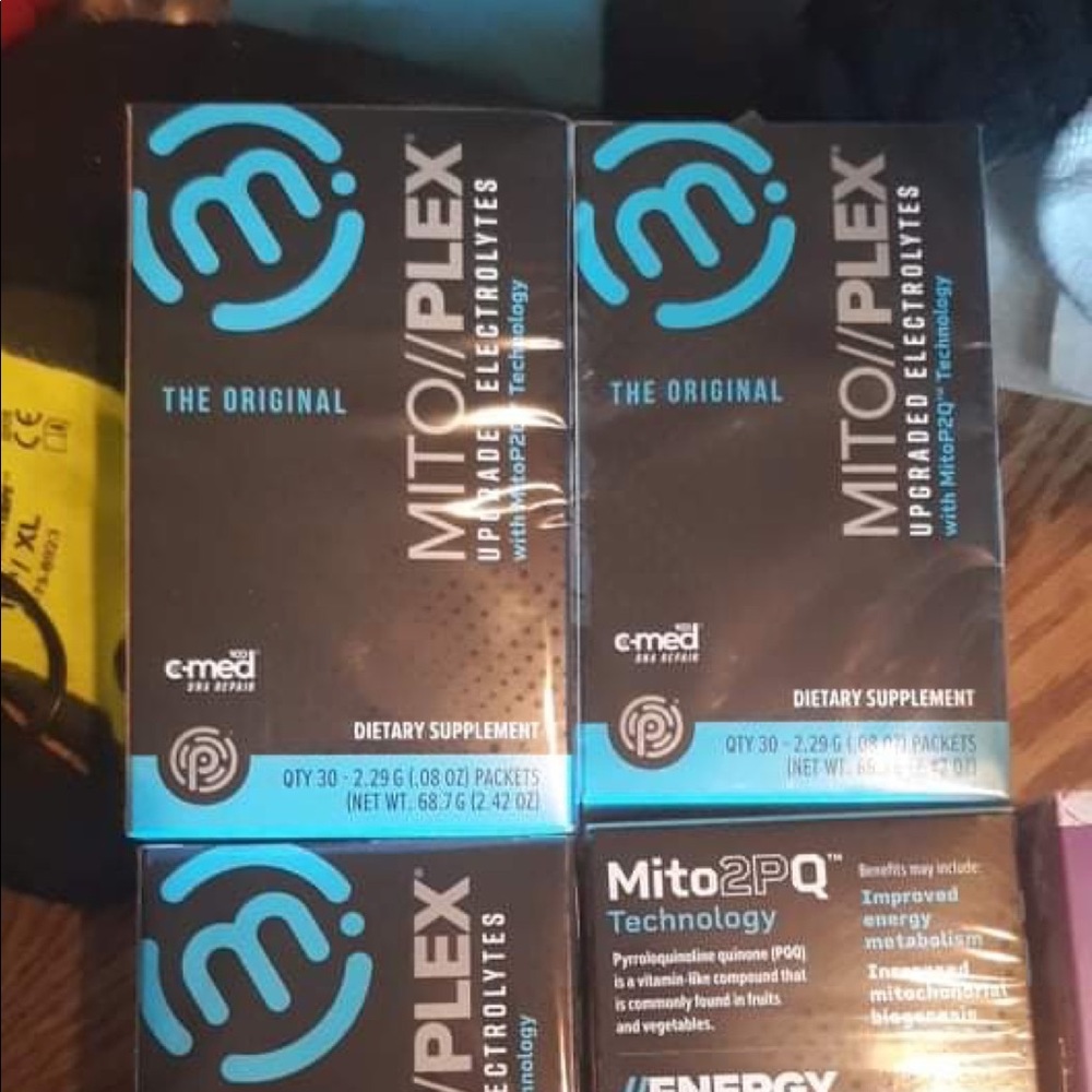 Ketones electrolytes